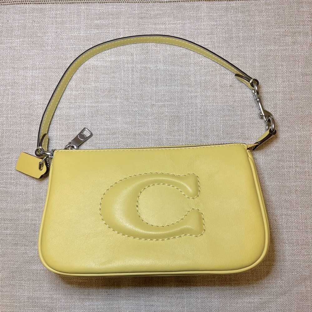 NWT Coach Nolita 19 Wristlet Purse - Picture 6 of 9